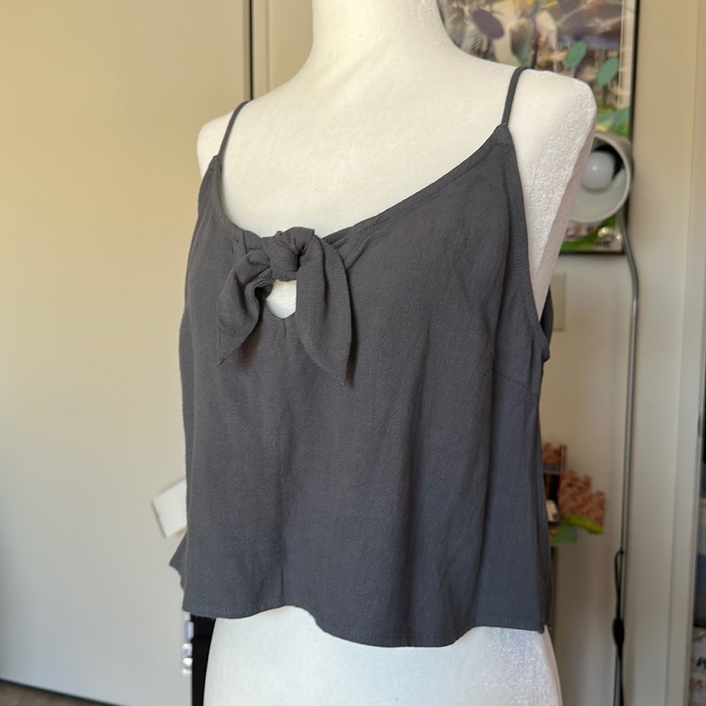 Cute grey summer crop top BRAND NEW size S